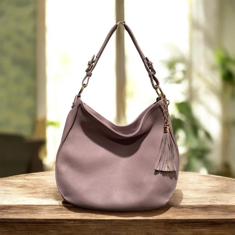Antonella Ferrante Made in Italy lilac Crossbody Hobo Purse